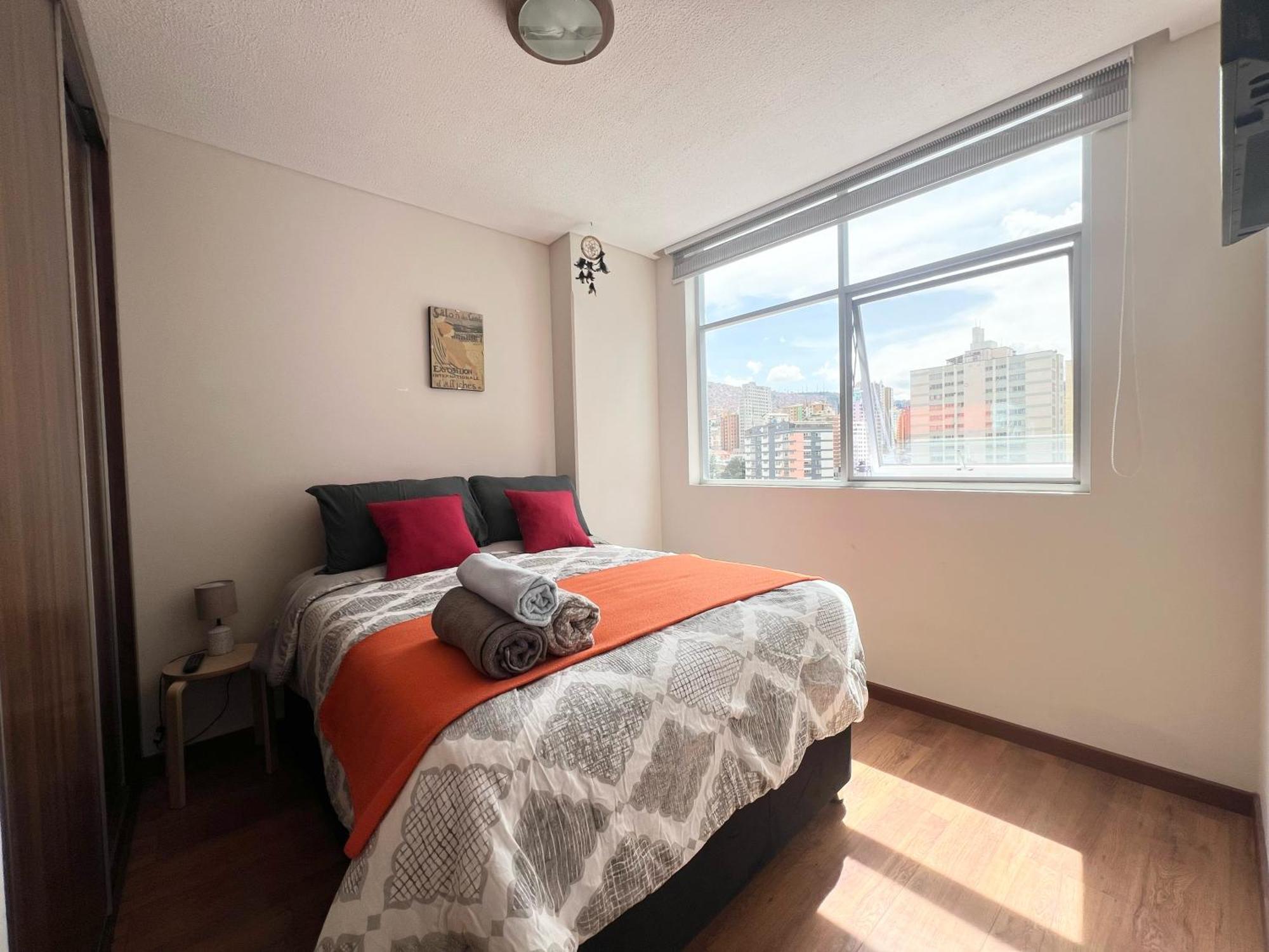Apartamento Lujoso Y Soleado Departamento En Sopocachi La Paz